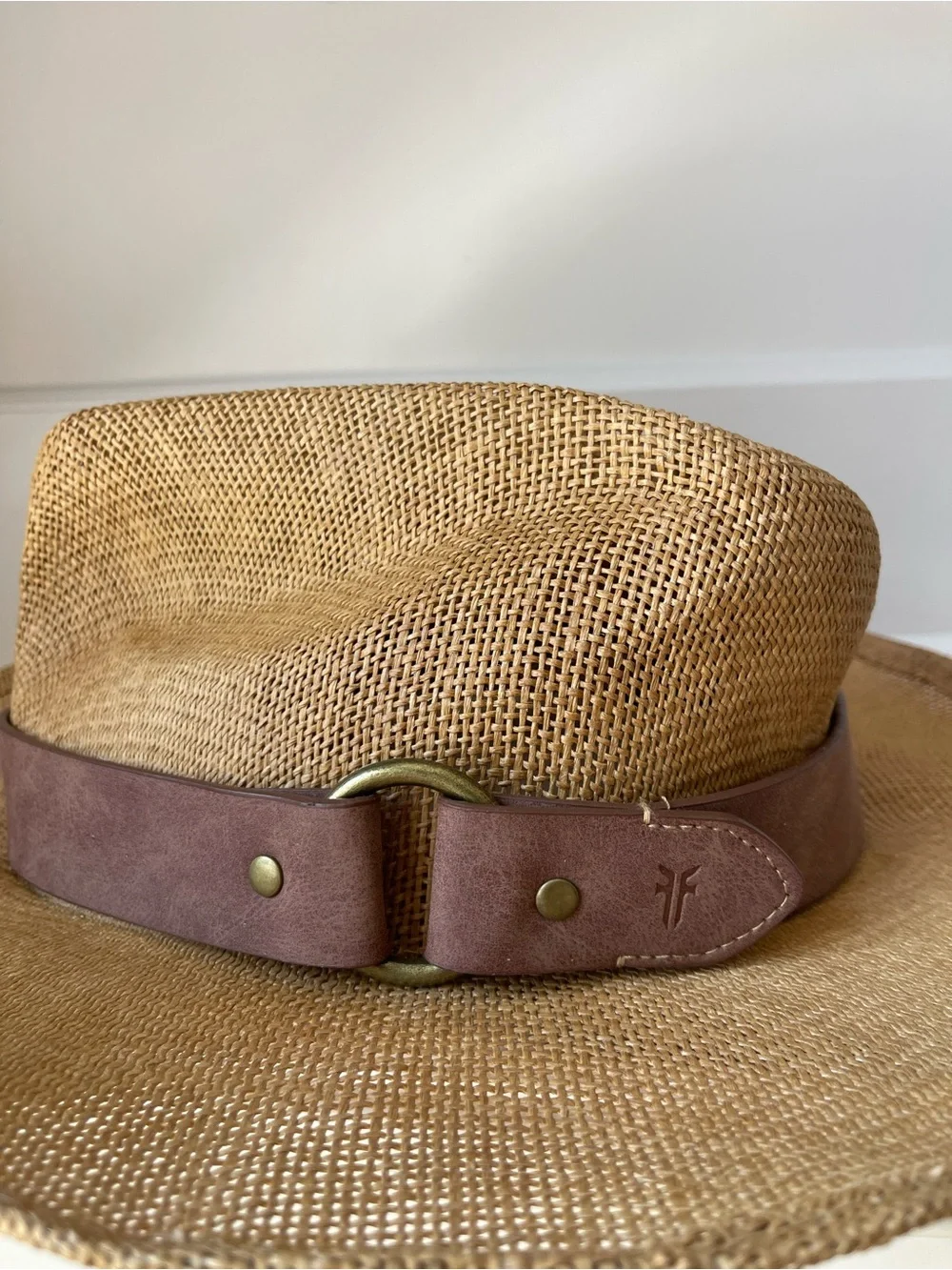 FRYE Straw Cowboy Hat Leather Band
